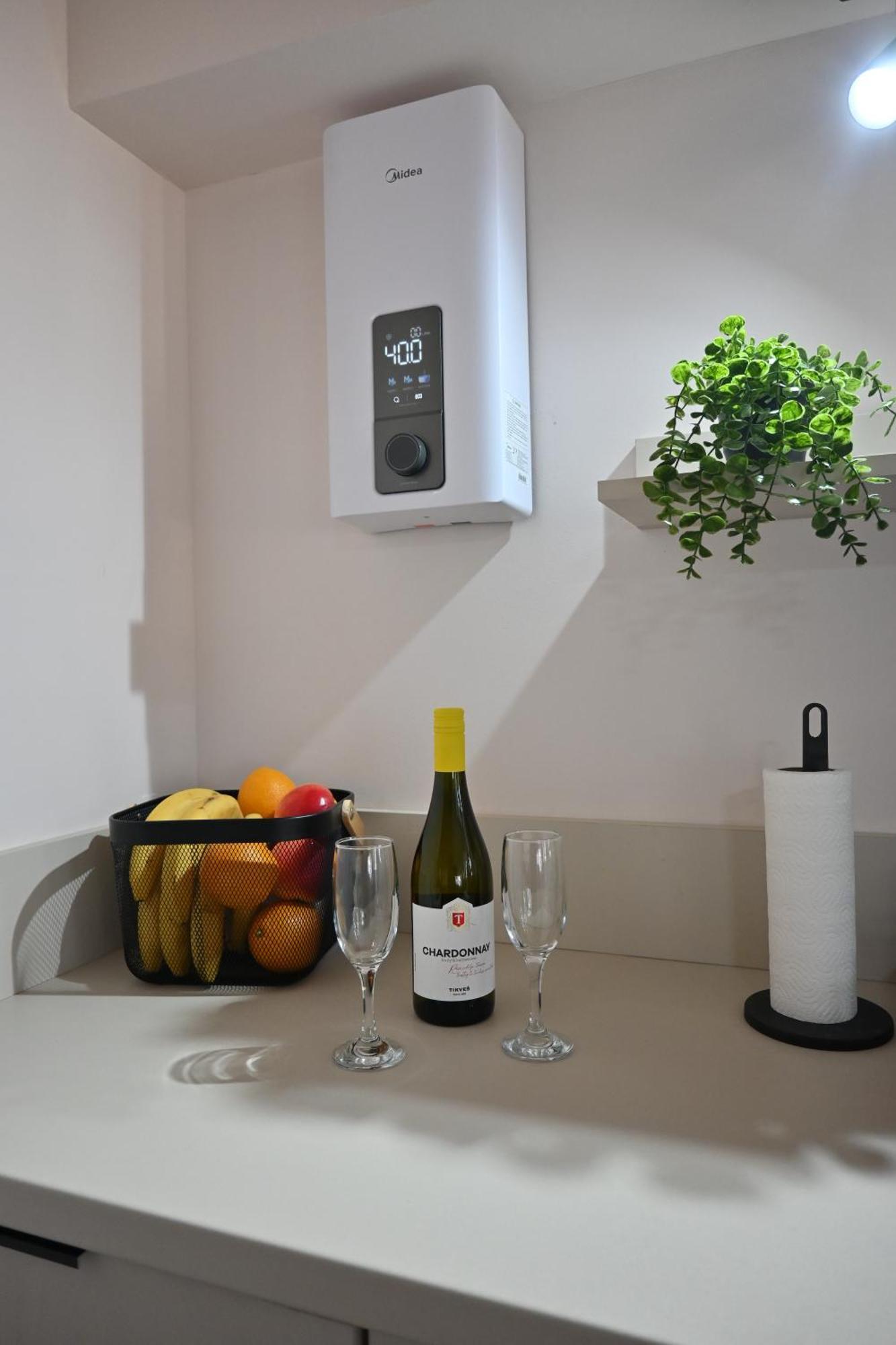 Moda Apartment